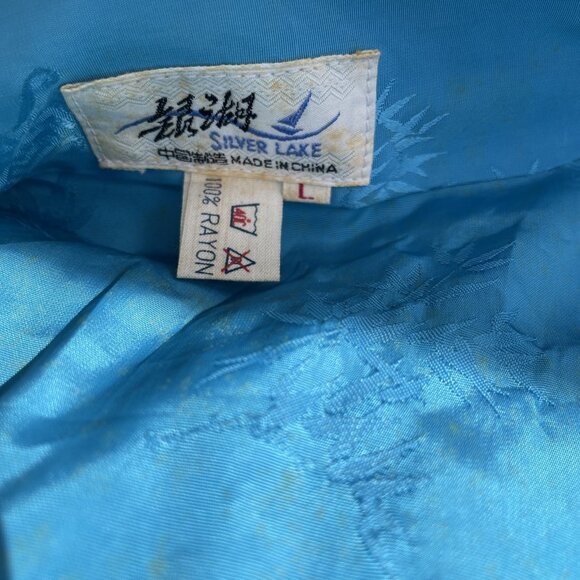 Vintage Blue Silk Kimono Robe With Embroidered Floral & Butterfly Design Open Fr - Picture 8 of 9